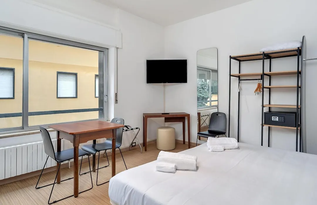 B&B Hotel Milano Ornato-1
